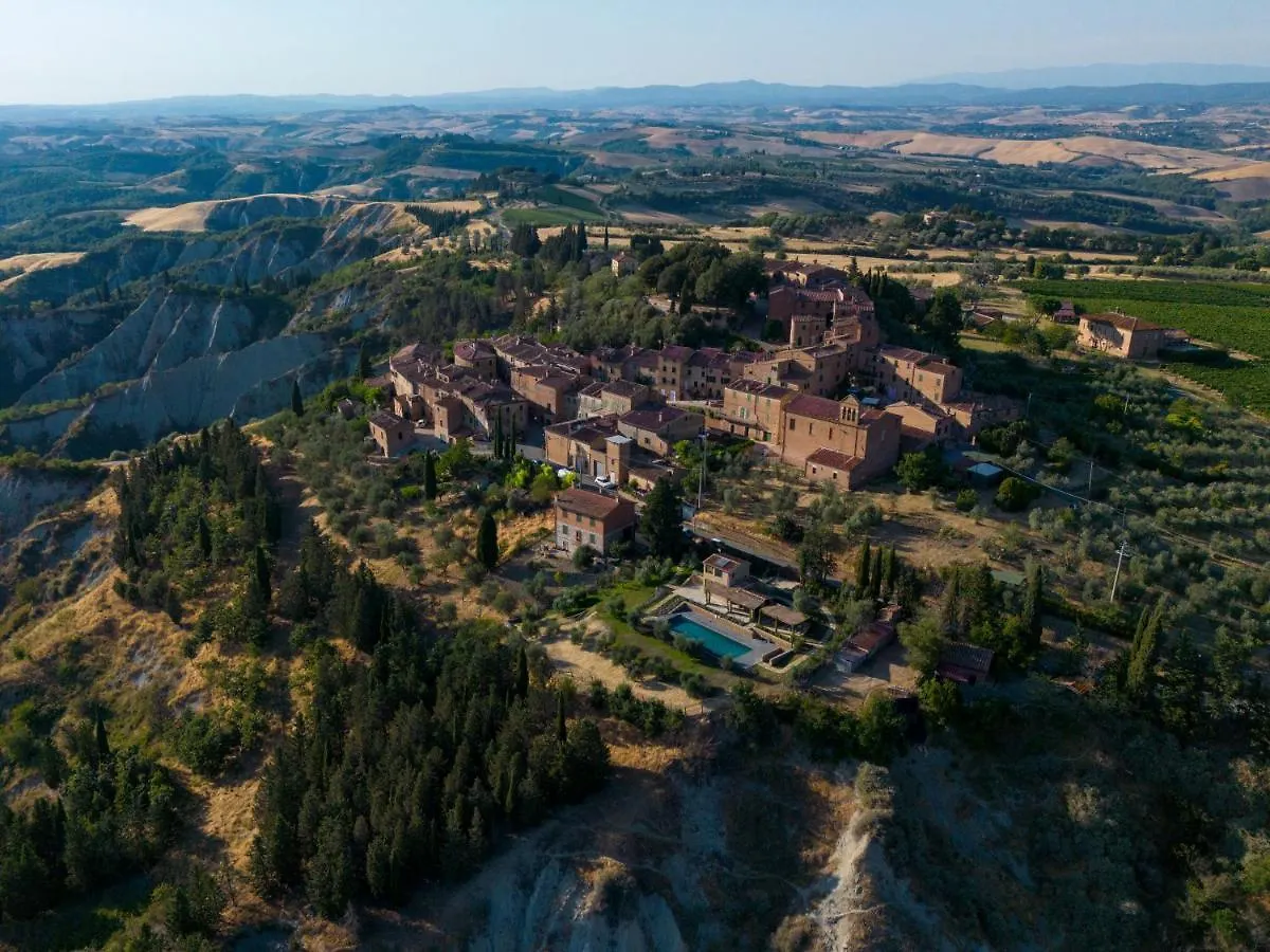 Albergo Diffuso Borgo Santo Asciano 0*,  Italia
