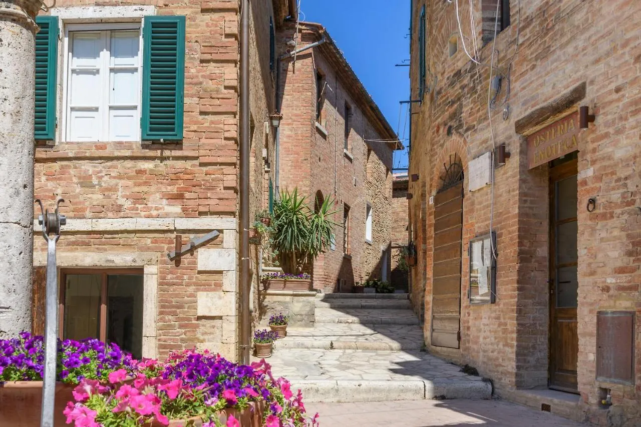Hotel Albergo Diffuso Borgo Santo Asciano Italy