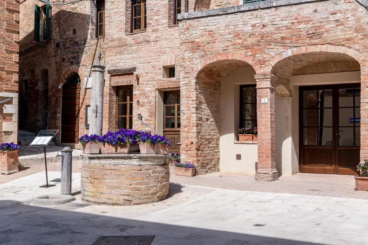 Albergo Diffuso Borgo Santo Asciano 0*,  Italia