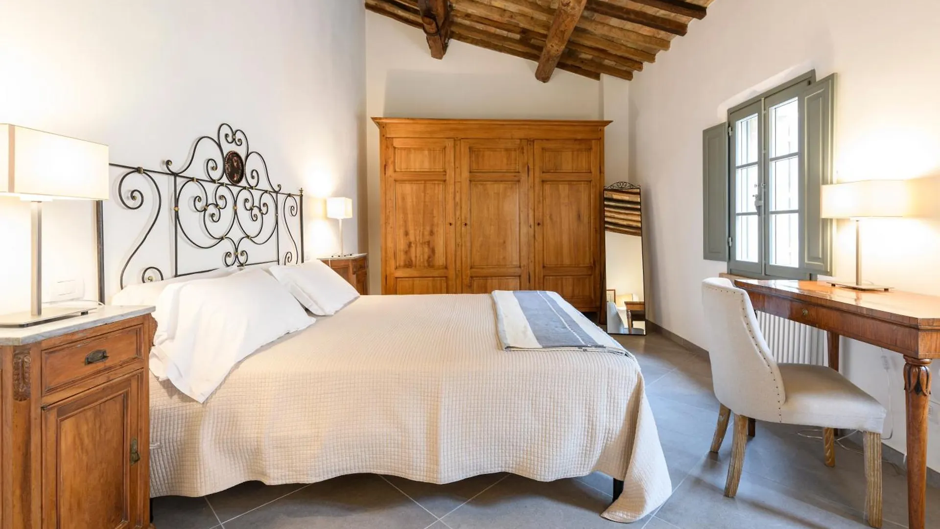 Albergo Diffuso Borgo Santo Asciano Hotel