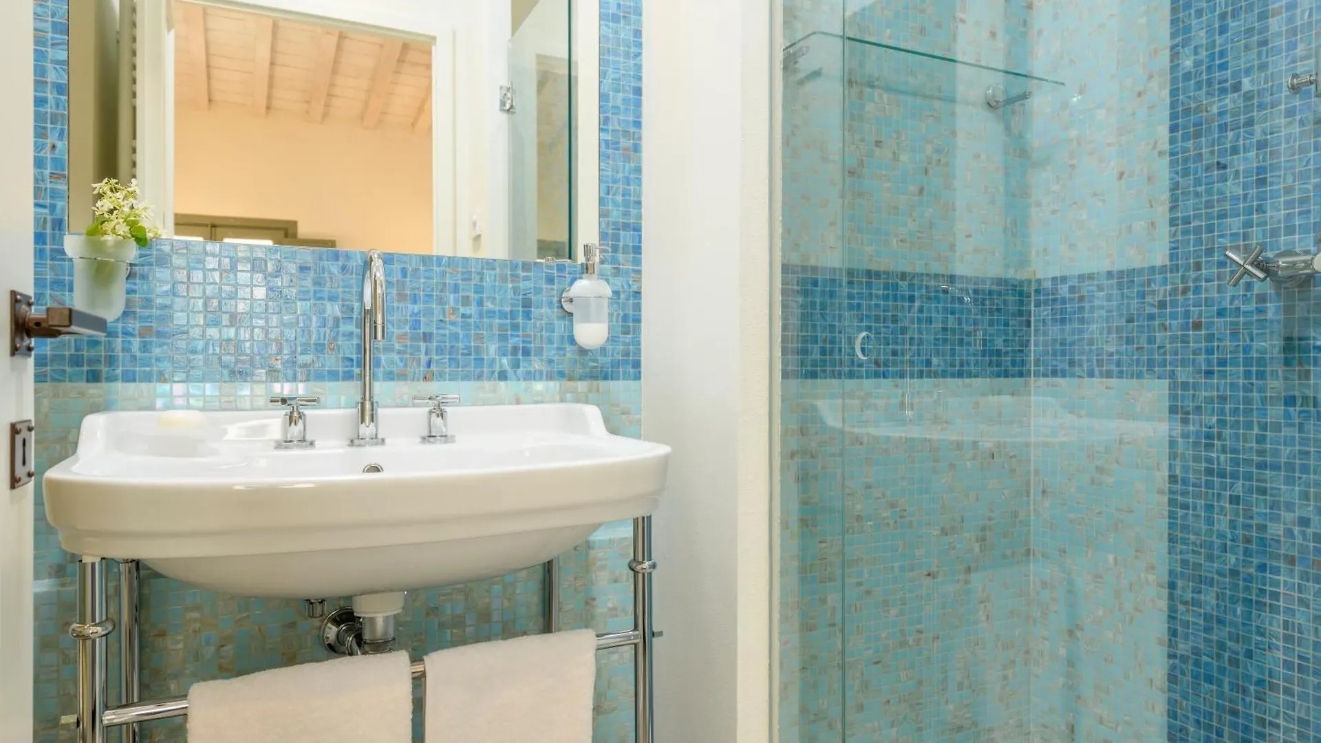 Albergo Diffuso Borgo Santo Asciano 0*,