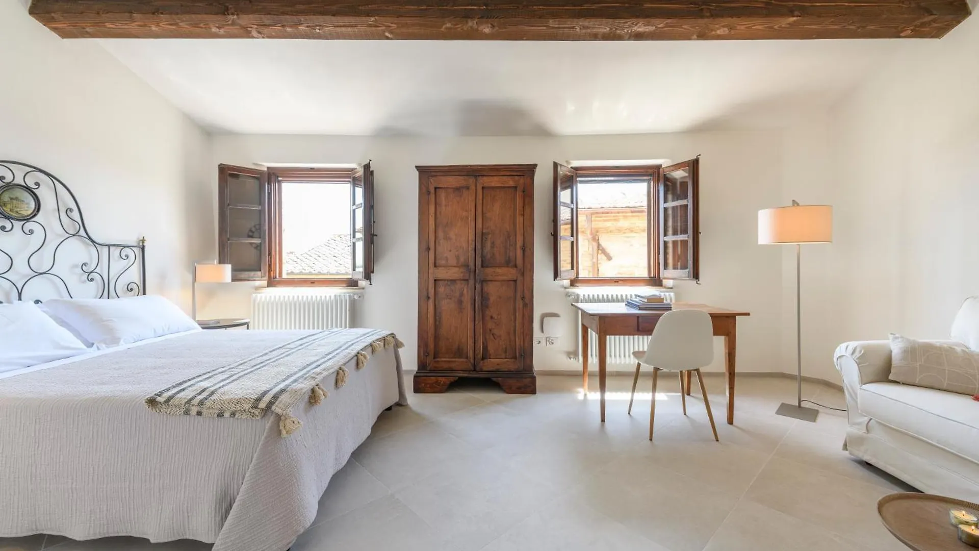 Albergo Diffuso Borgo Santo Asciano Hotel