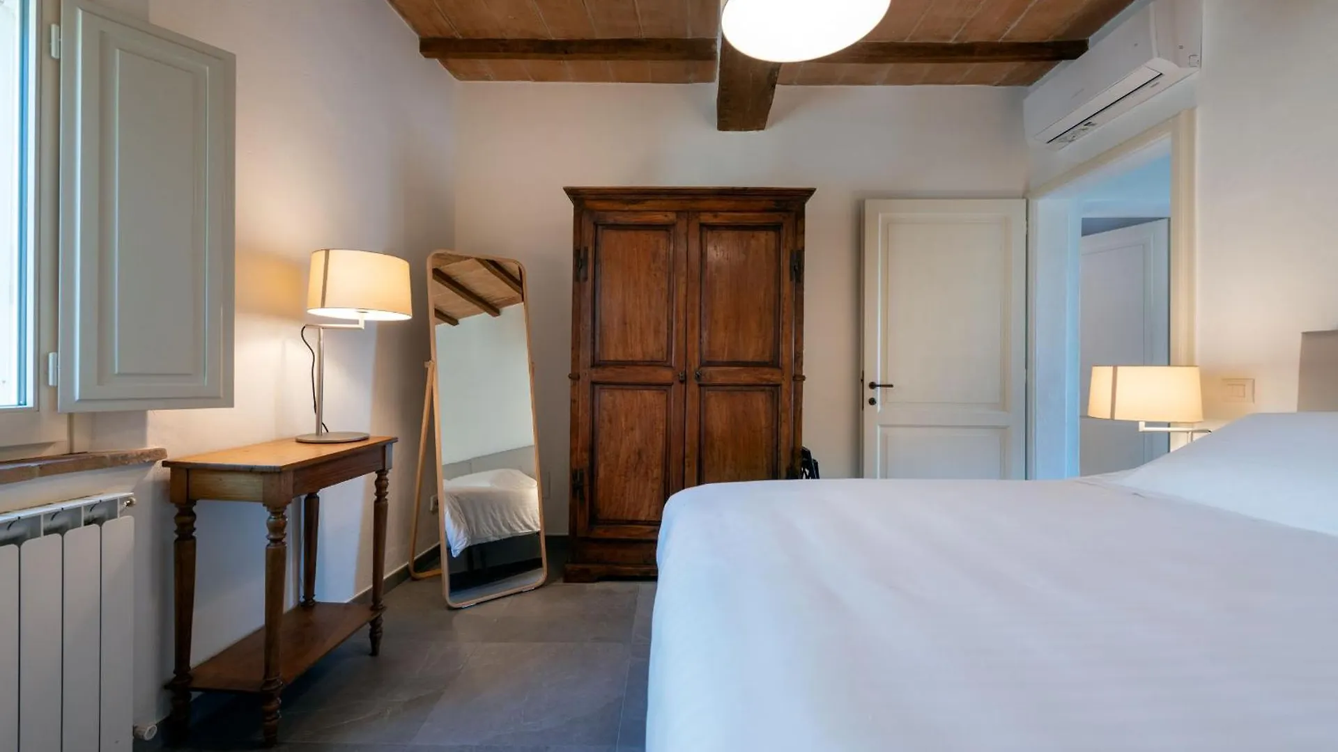 Albergo Diffuso Borgo Santo Asciano Hotel